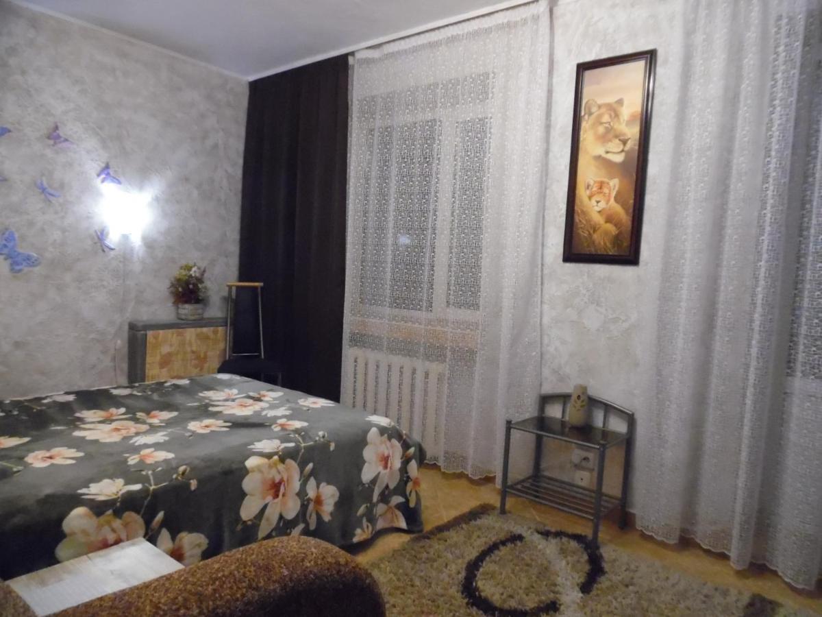 Apartment On Sobornaya 58 Khmelʼnytsʼkyy Dış mekan fotoğraf
